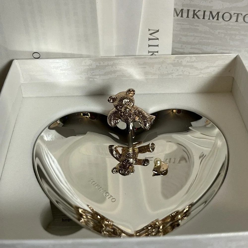 Mikimoto luxury gift